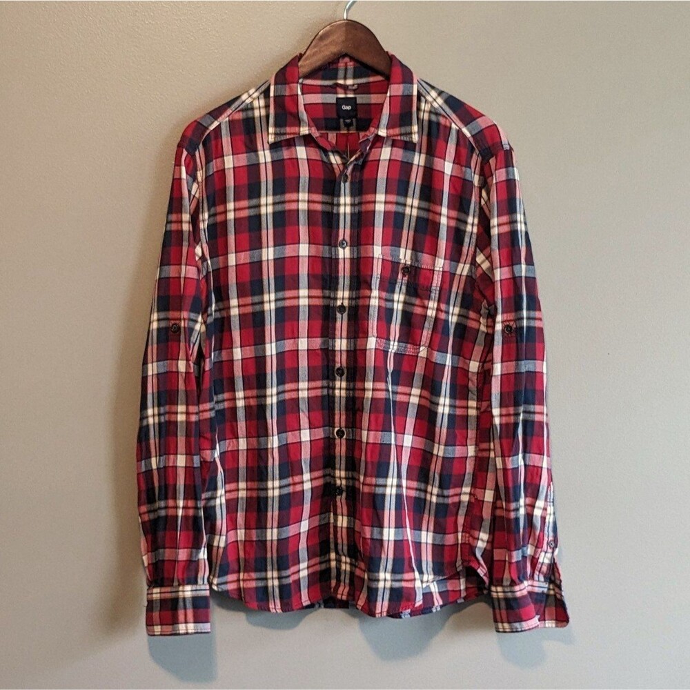 Gap Mens Plaid Button Up Shirt Medium M Red Blue Cotton Roll Tab Sleeve LS